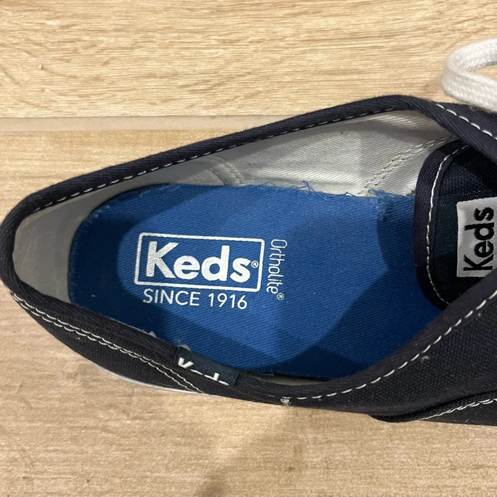 Keds 💙 champion